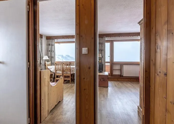 2 Pieces Avec Balcon, Proche Pistes, Animaux Admis - Fr-1-351-70 * La Plagne